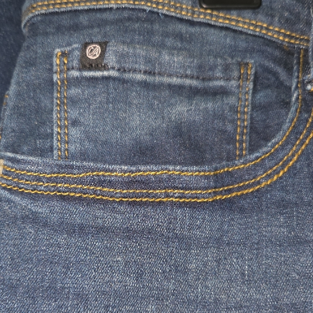 Women's Jeans - Picture 4 of 6